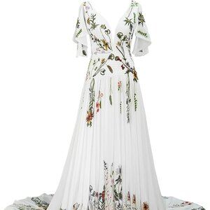 Fly Bridal Floral Embroidered Wedding Dress new with tags size 8